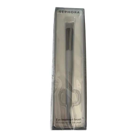 Sephora Eye Treatment Concaved Brush Vegan & Cruelty free Sealed NIB - Picture 1 of 3